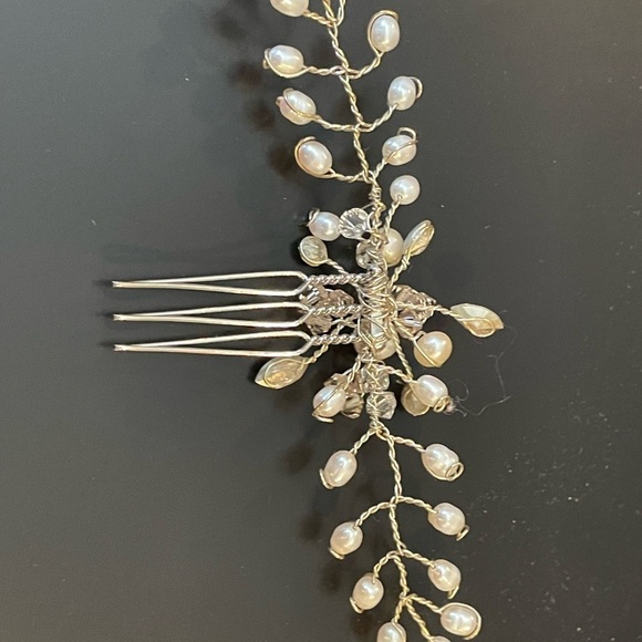 Custom Mackenzie headpiece- pristine - Picture 5 of 7